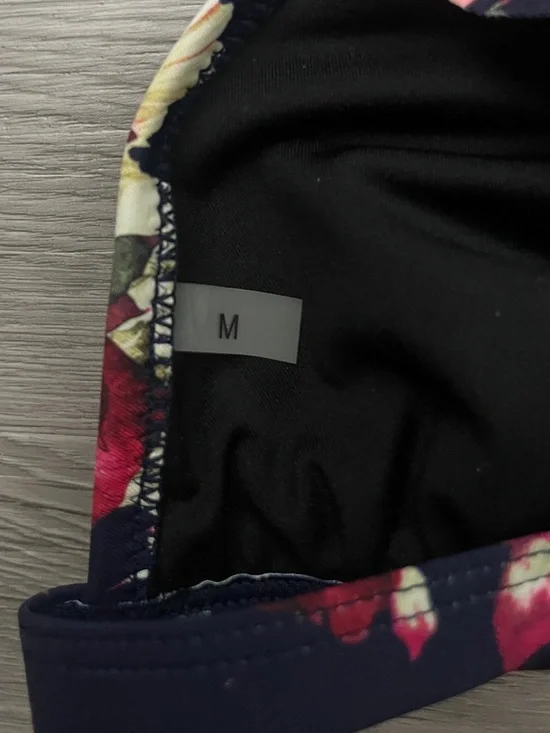 Cupshe Women's Ruffled OTS Floral Print Bikini Top, Navy Blue Size M - Picture 14 of 14